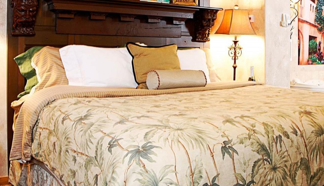 غراندفيل Prairieside Suites Luxury Bed & Breakfast المظهر الخارجي الصورة